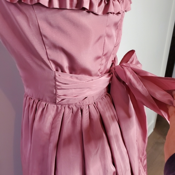 Hand made pink strapless prom dress with sweetheart neckline - Picture 7 of 14